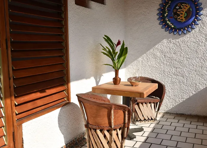 De La Roca Bed & Breakfast Zihuatanejo