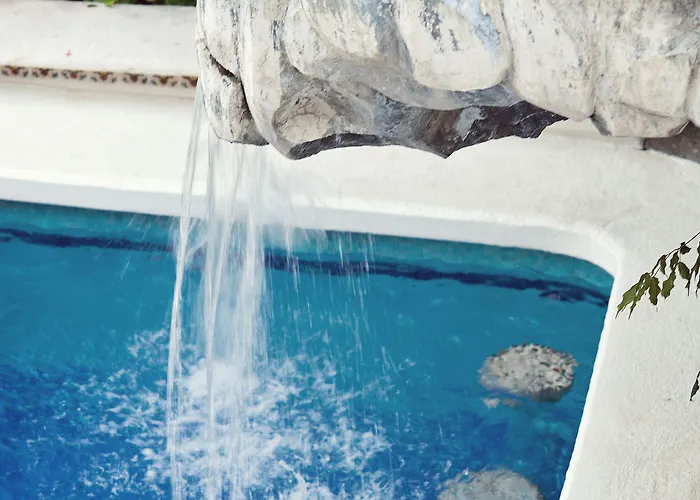 De La Roca Bed & Breakfast Zihuatanejo
