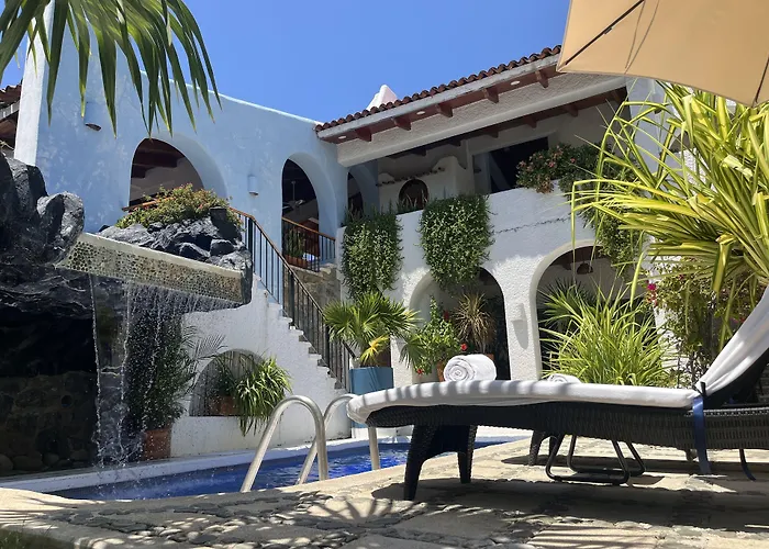 De La Roca Bed & Breakfast Zihuatanejo