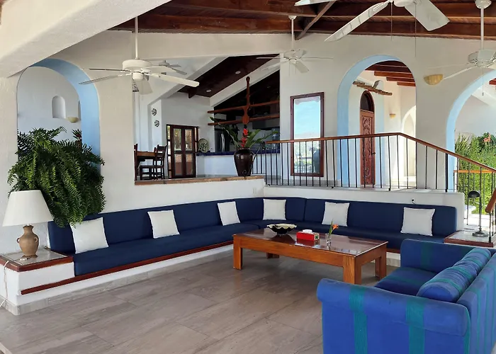 De La Roca Bed & Breakfast 3*