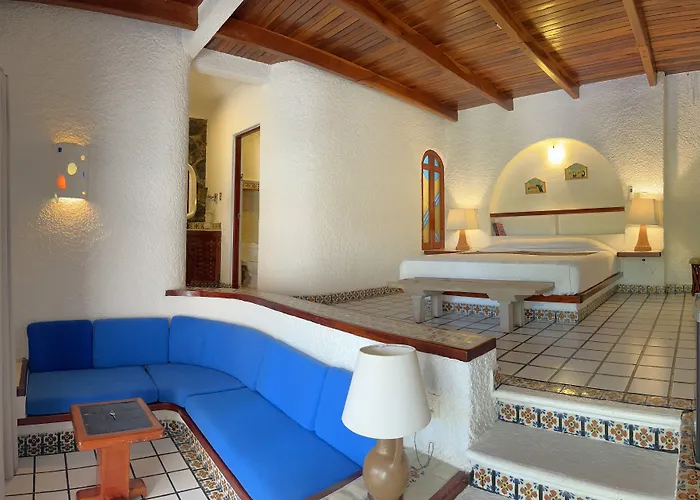 De La Roca Zihuatanejo