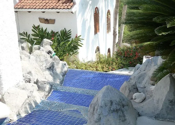 De La Roca Bed & Breakfast Zihuatanejo