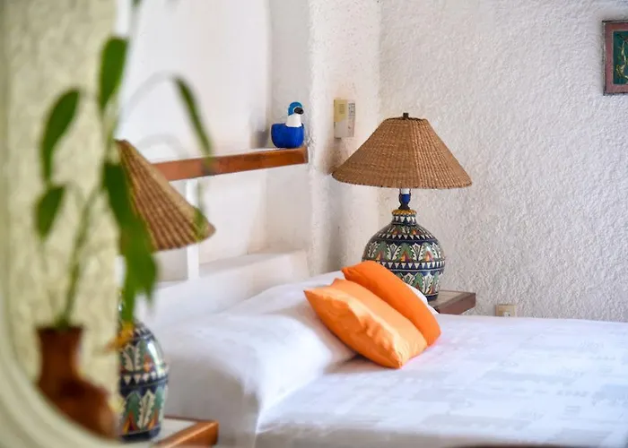 De La Roca Bed & Breakfast Zihuatanejo